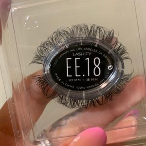 Lashify EE 18s New